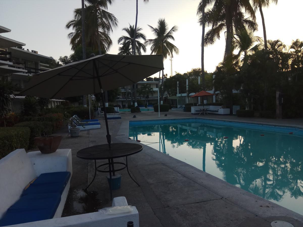 Hotel La Jolla Acapulco Exteriör bild